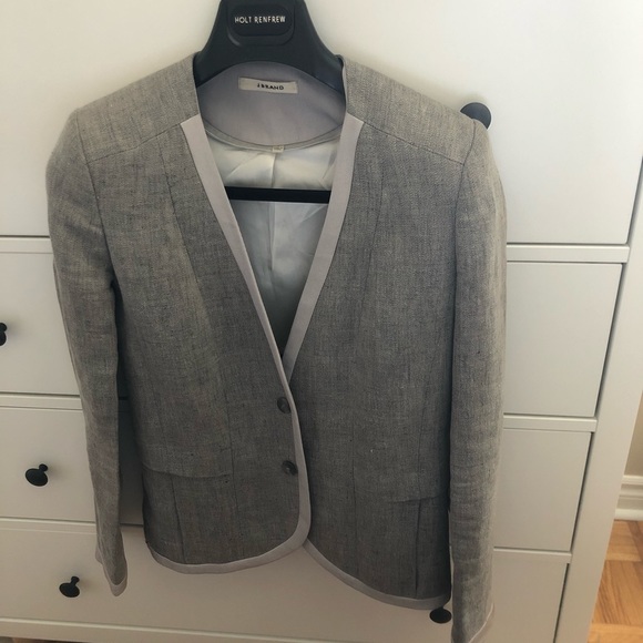 J Brand Jackets & Blazers - 🍂 FALL SALE🍂 J Brand blazer